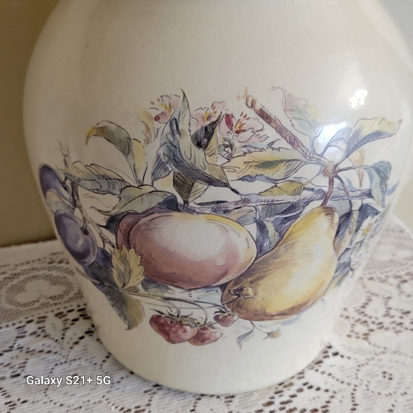 Vintage Casey pottery fruit pitcher - Picture 2 of 8
